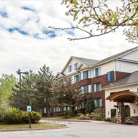 Comfort Suites South Burlington Near University Zewnętrze zdjęcie