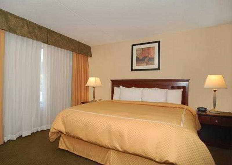 Comfort Suites South Burlington Near University Zewnętrze zdjęcie