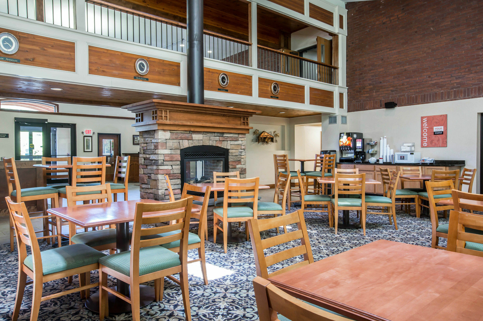 Comfort Suites South Burlington Near University Zewnętrze zdjęcie